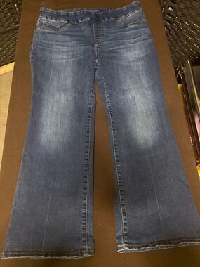 Chico's Pull on Slim Boot 14p